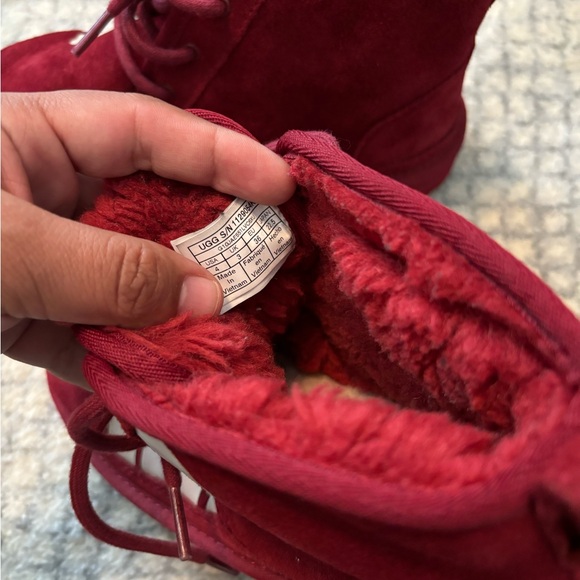 UGG boots - Picture 2 of 6